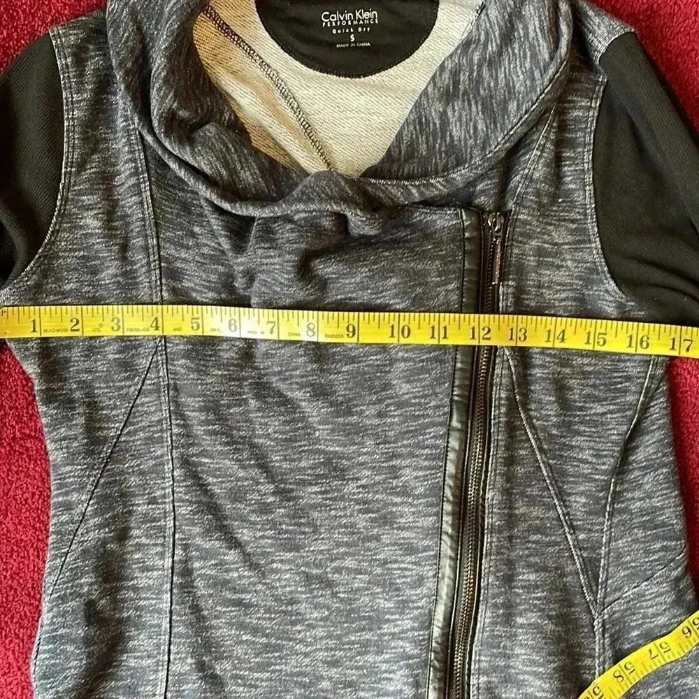 Calvin Klein Performance Jacket - Picture 3 of 6